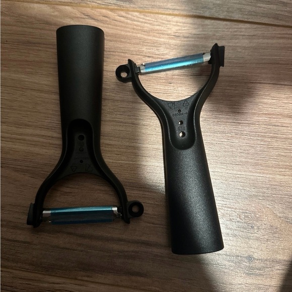 Tupperware bundle. All new Tupperware - Picture 9 of 10